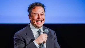 "I love you guys," says Elon Musk